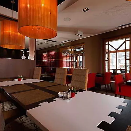 Zentrum ゼルデン